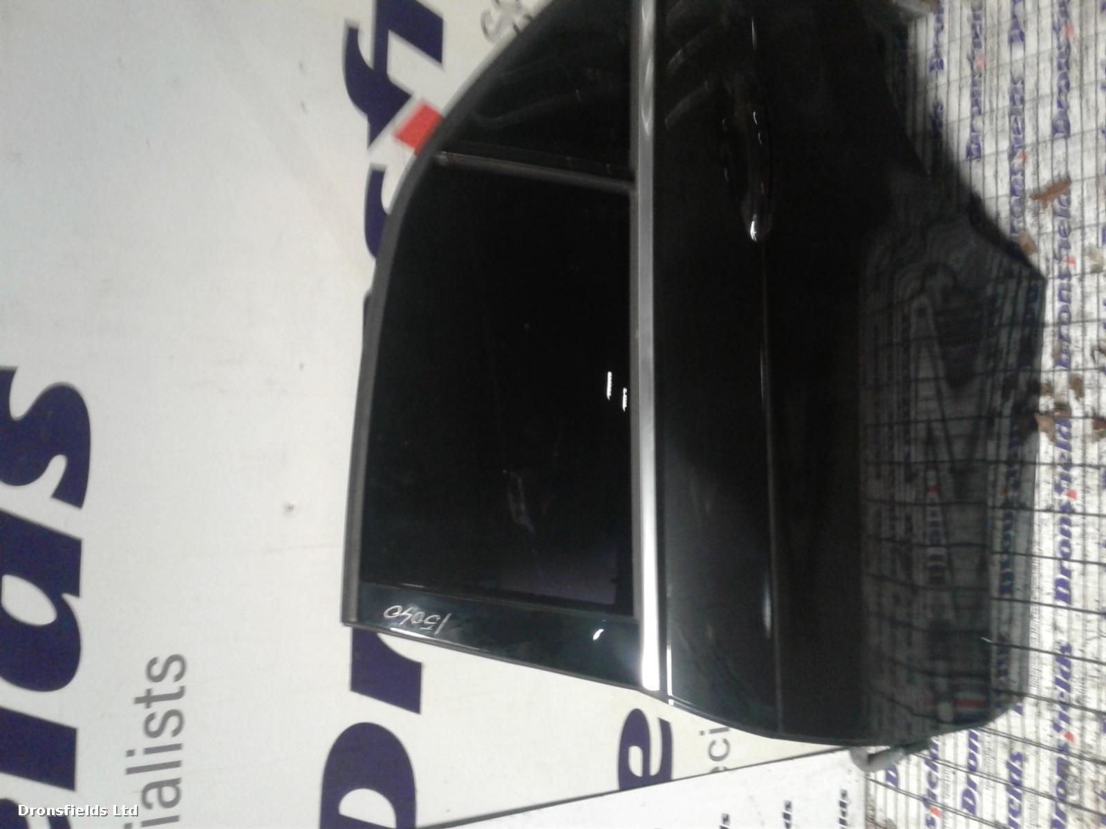 View Auto part R Rear Door Mercedes E Class 2012