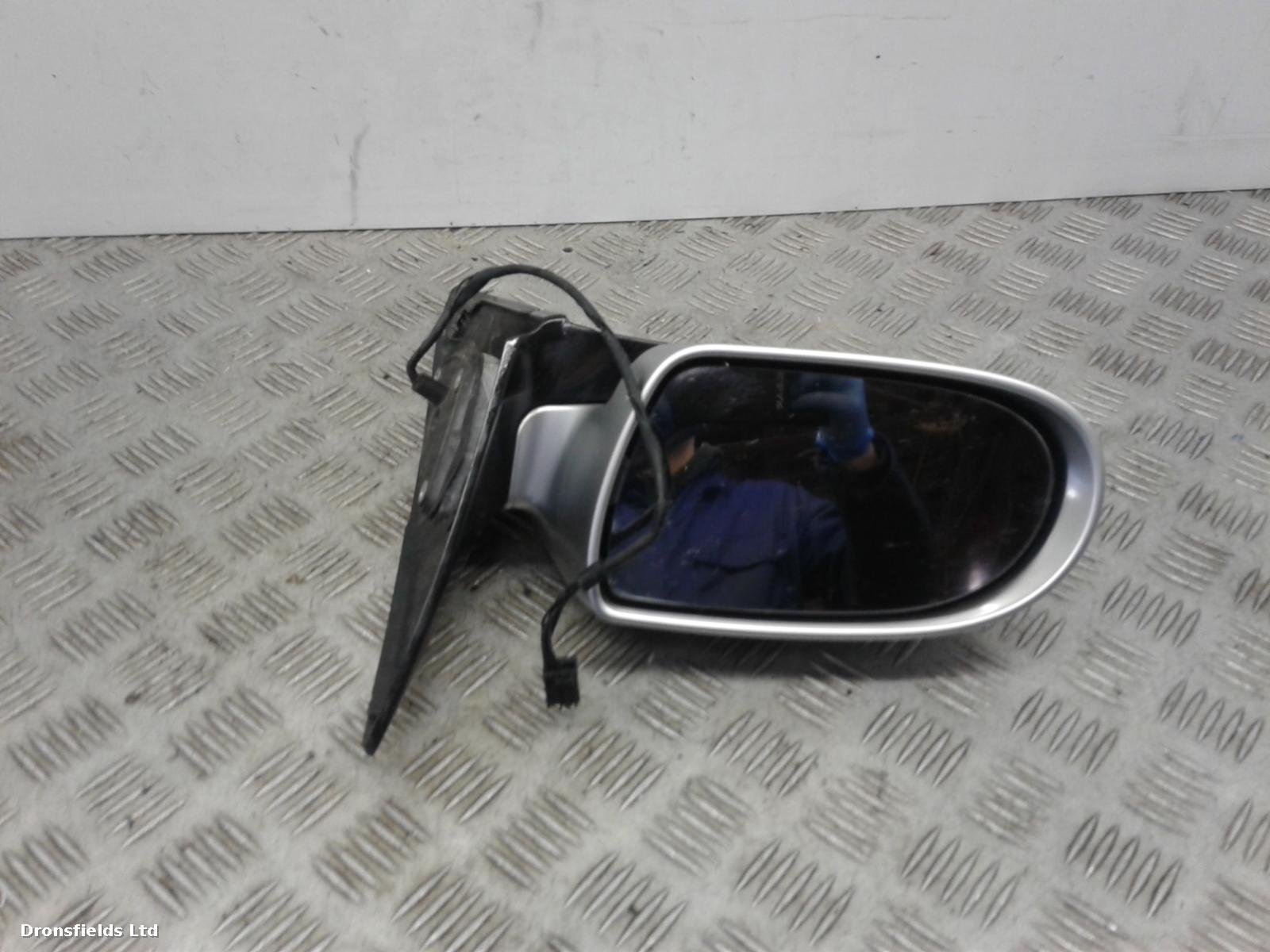 View Auto part L Door Mirror Mercedes Slk 2004