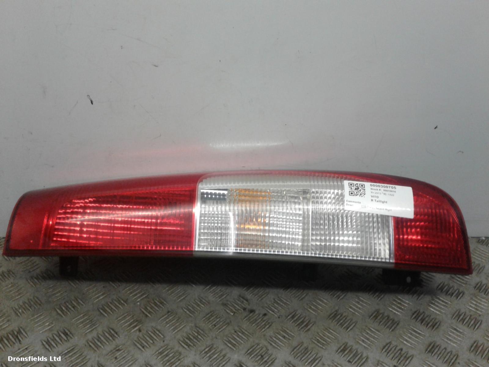 View Auto part R Taillight Mercedes Vito 2013