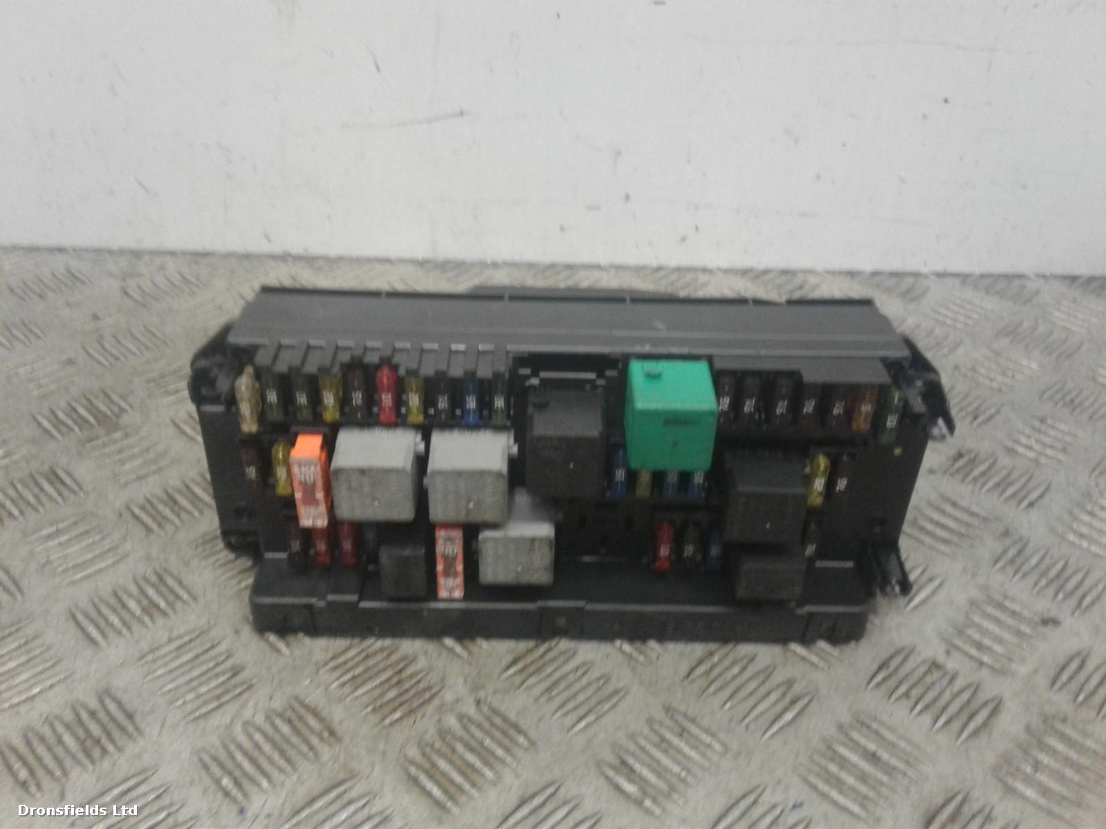 2016 Mercedes E Class Fuse Box View Auto part Fuse Box Mercedes E Class 2016