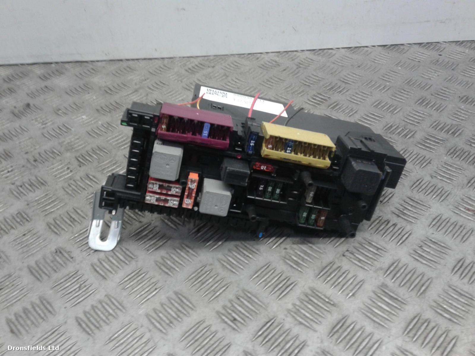 View Auto part Fuse Box Mercedes E Class 2012