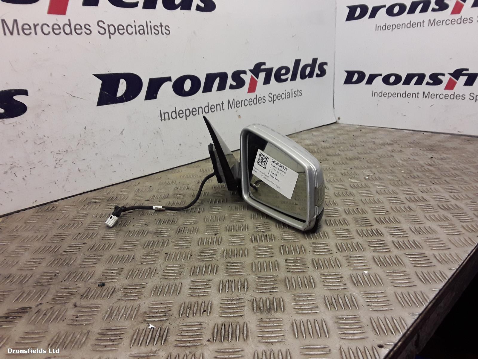 View Auto part R Door Mirror Mercedes E Class 2012