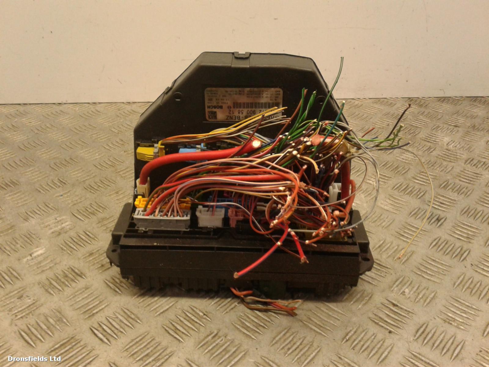 View Auto part Fuse Box Mercedes C Class 2011