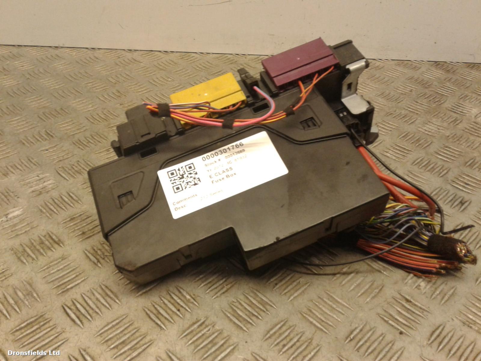 View Auto part Fuse Box Mercedes E Class 2012