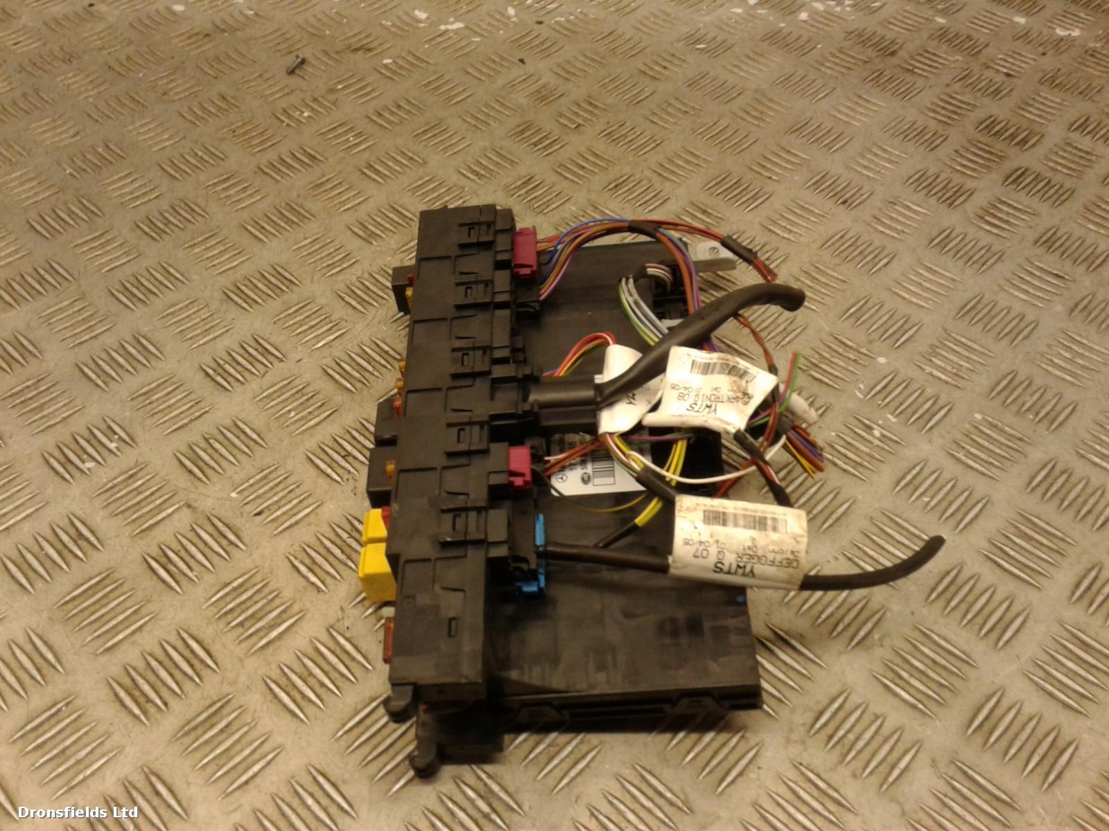 View Auto part Fuse Box Mercedes Slk 2006