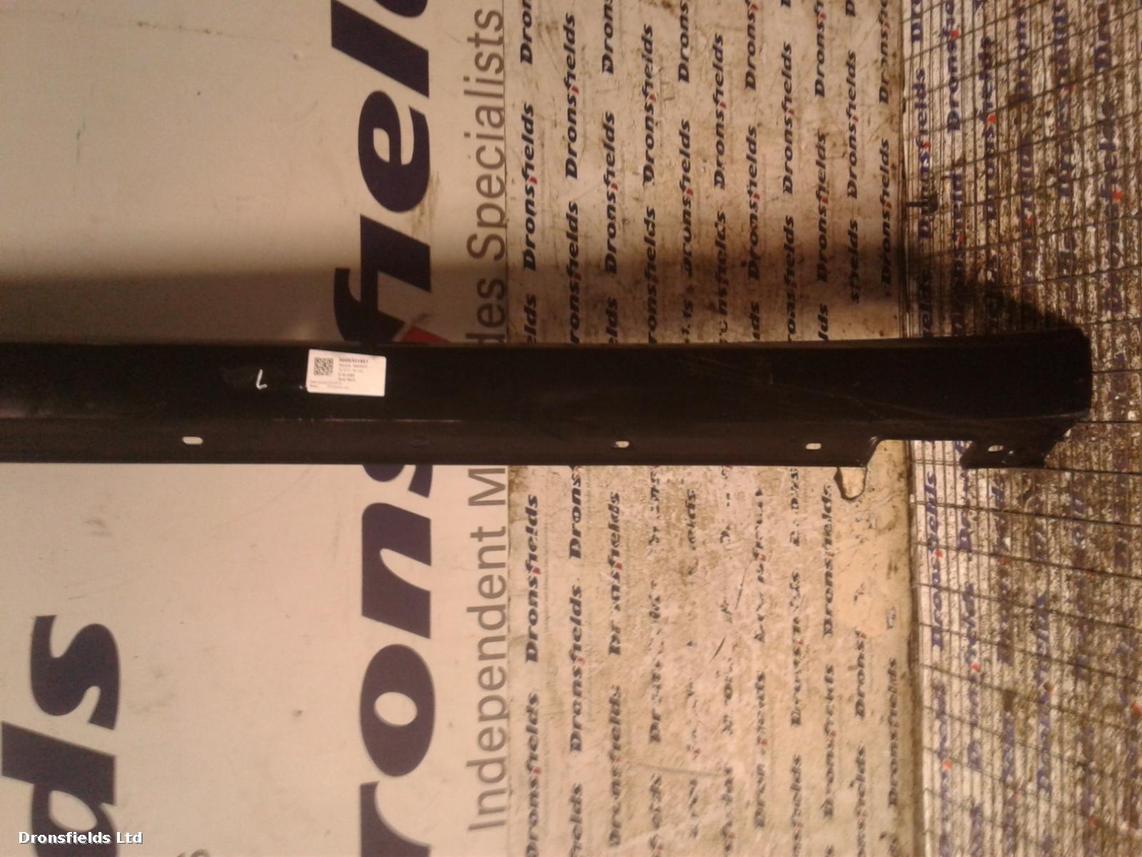 View Auto part Side Skirt Mercedes E Class 2013