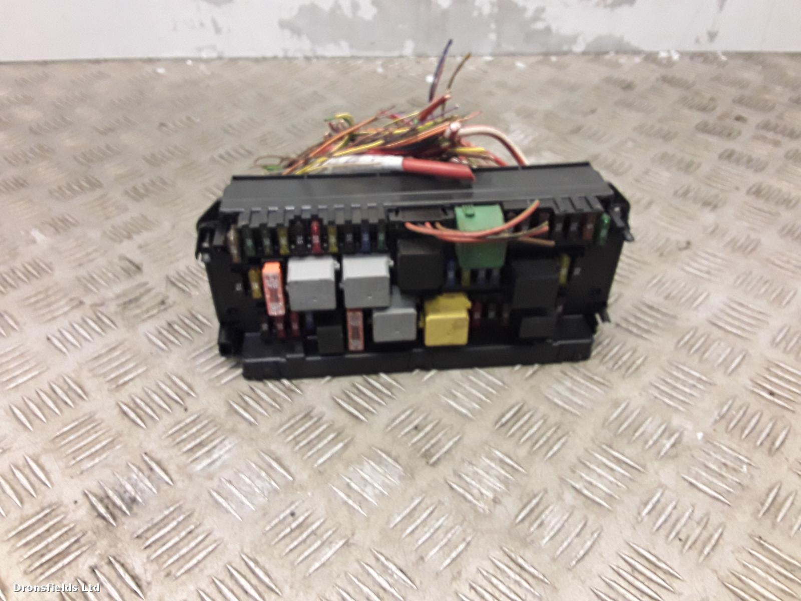 View Auto part Fuse Box Mercedes E Class 2013