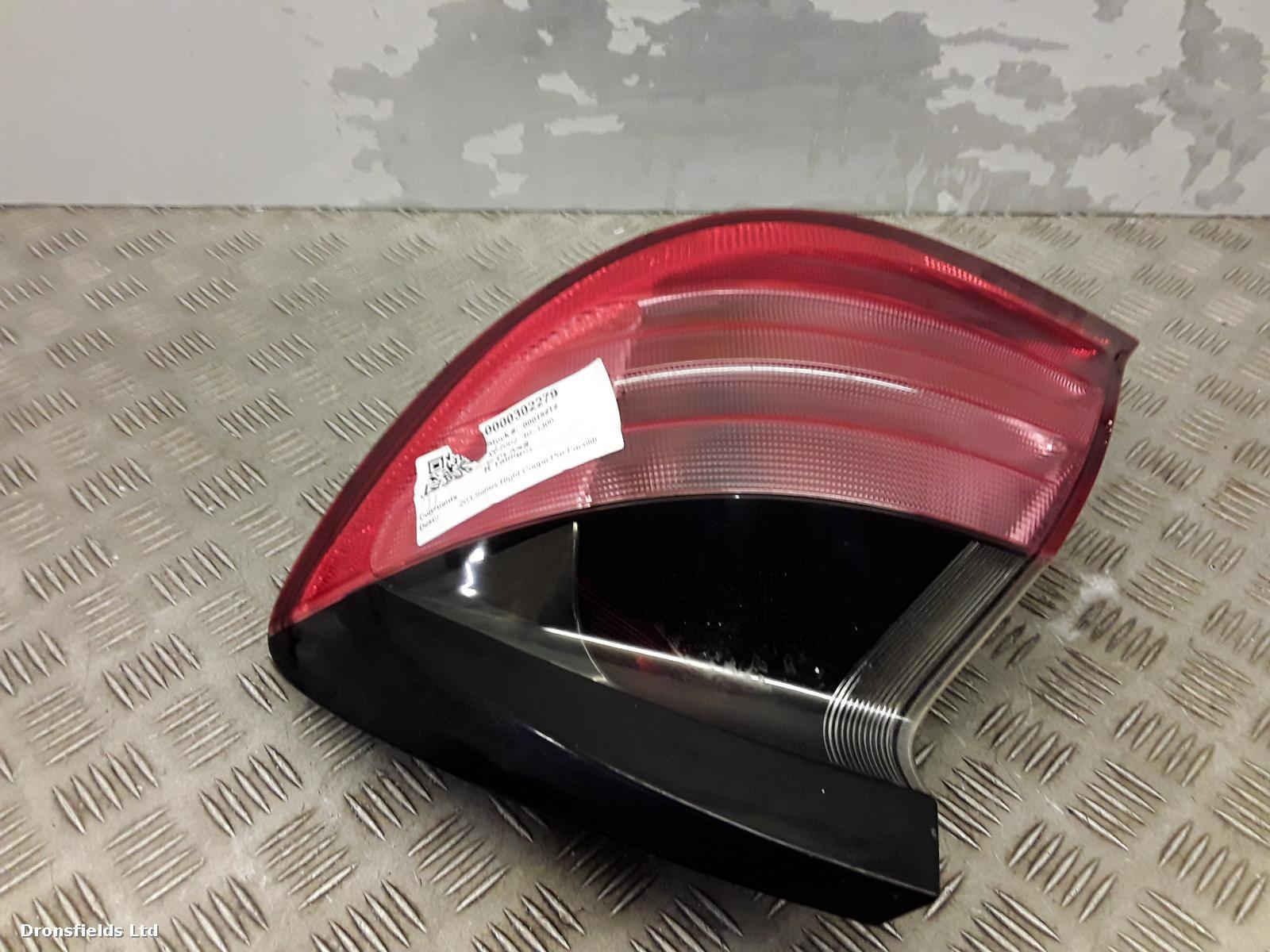View Auto part R Taillight Mercedes C Class 2002