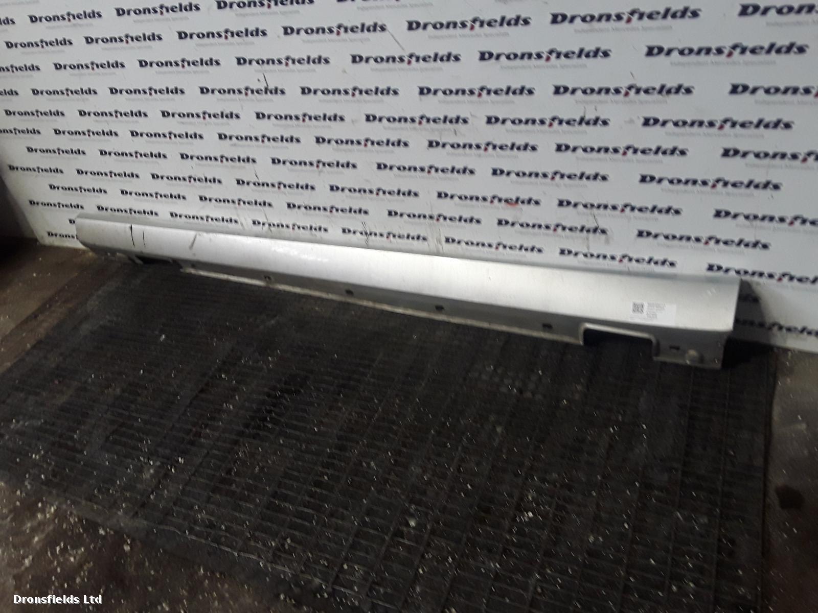 View Auto part Side Skirt Mercedes E Class 2013