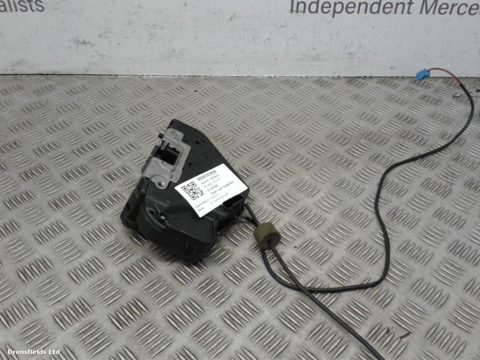 View Auto part Door Lock Assembly Mercedes E Class 2008