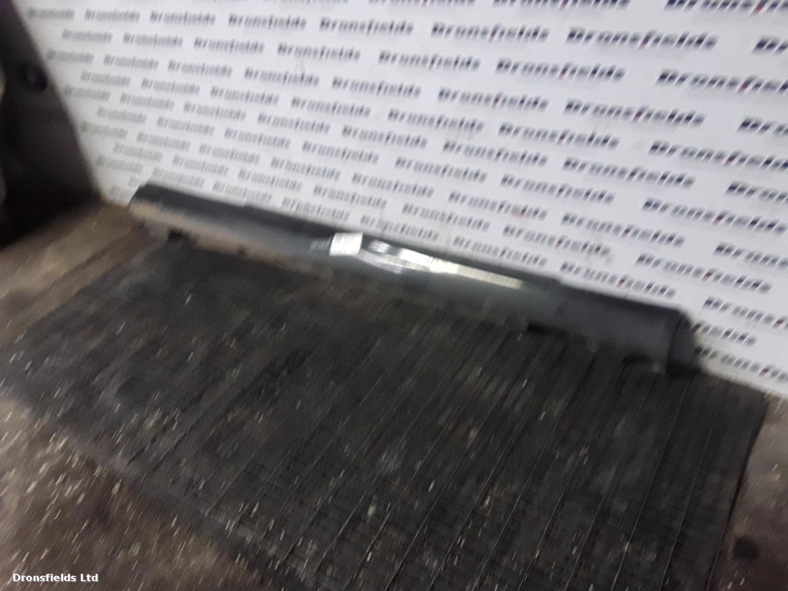 View Auto part Side Skirt Mercedes Clc 2008