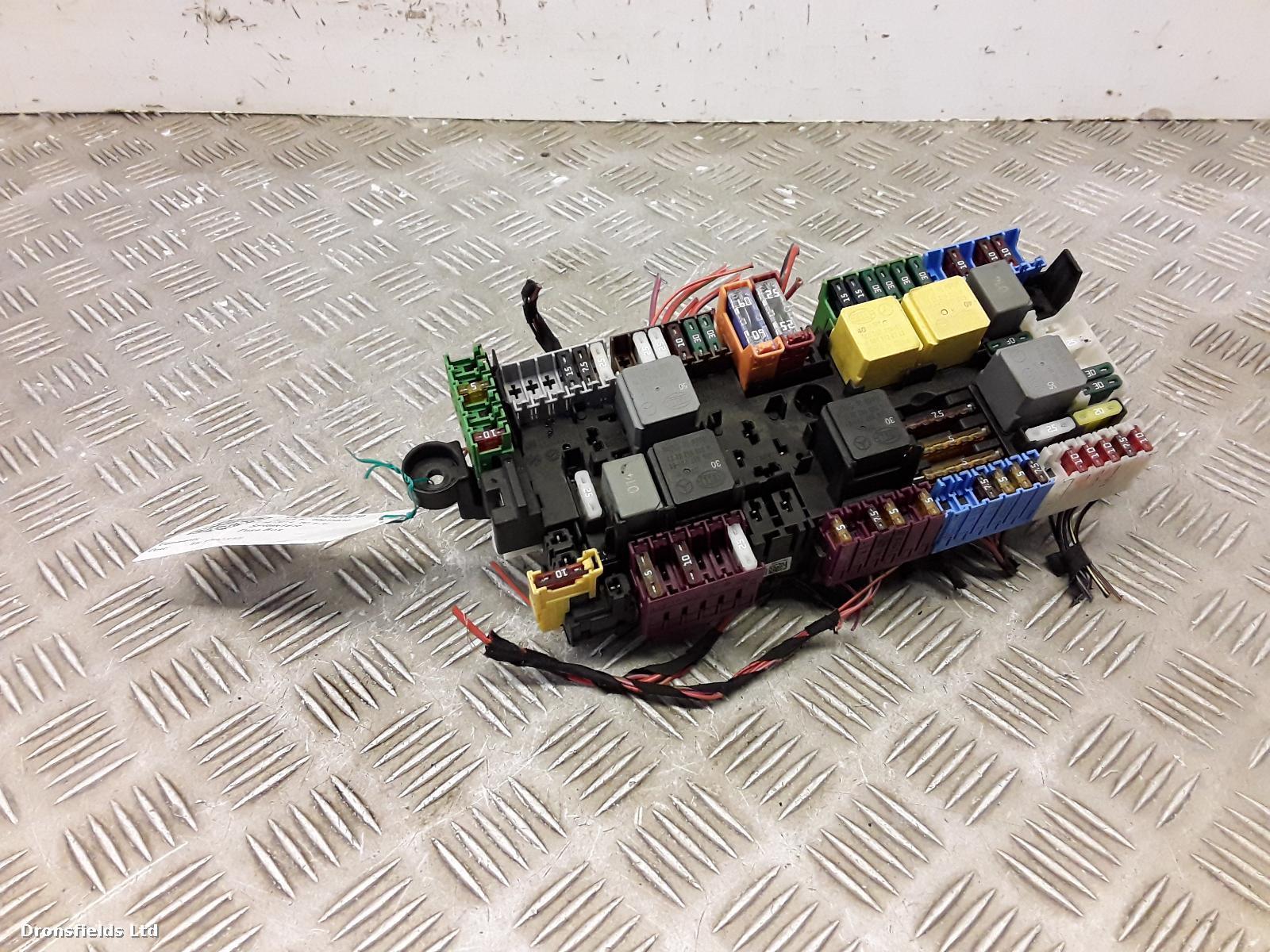 View Auto part Fuse Box Mercedes Sprinter 2019