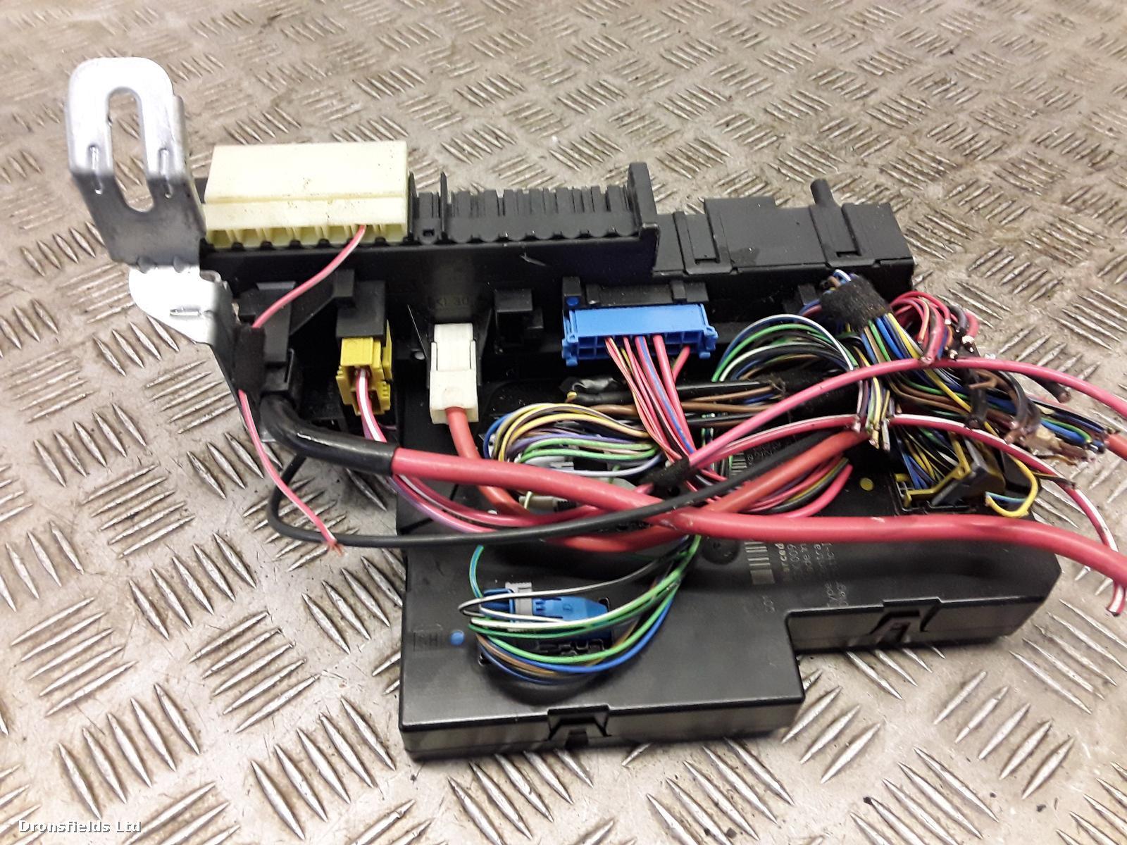 View Auto part Fuse Box Mercedes E Class 2009