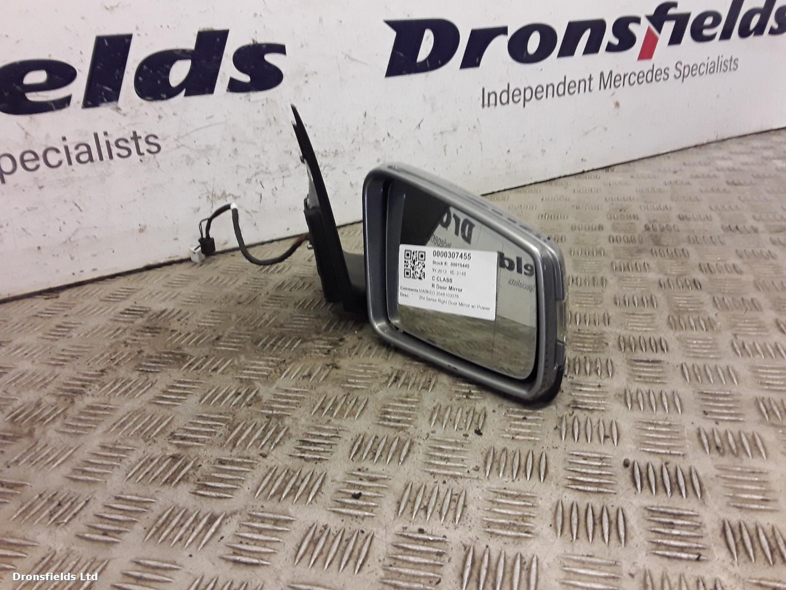 View Auto part R Door Mirror Mercedes C Class 2013