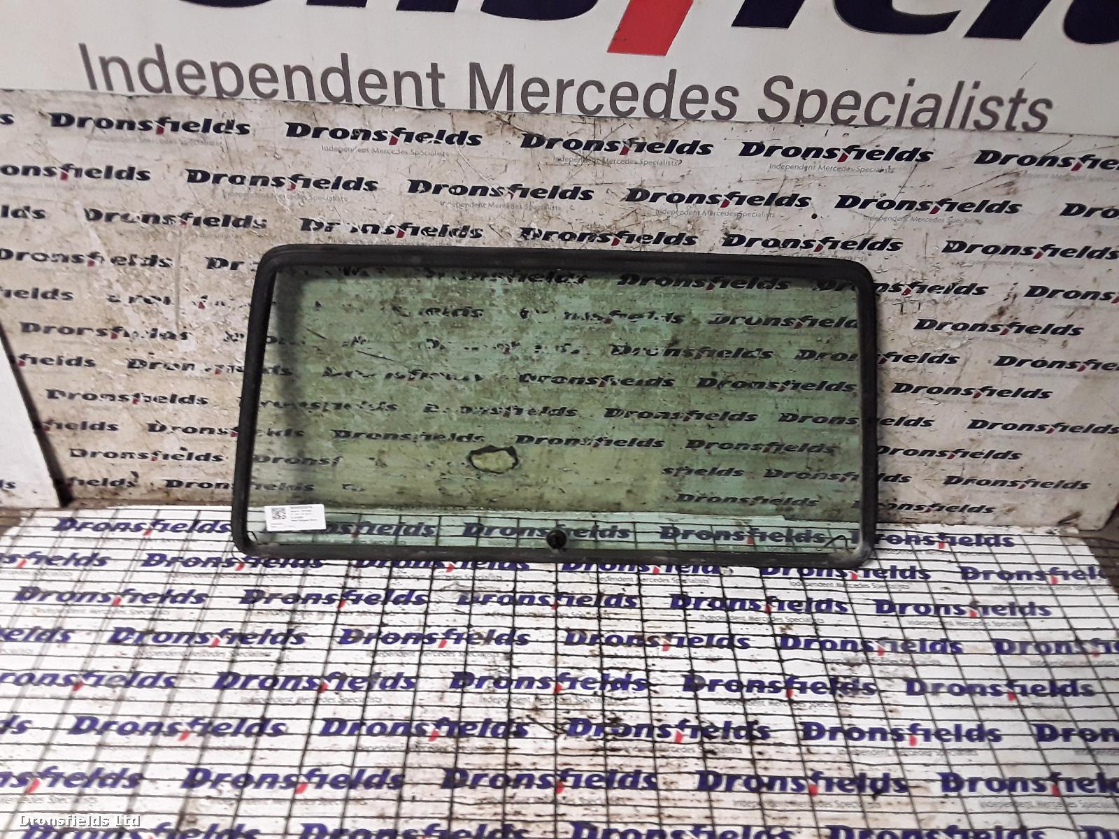 View Auto part Rear/Tailgate Glass Mercedes E Class 1993