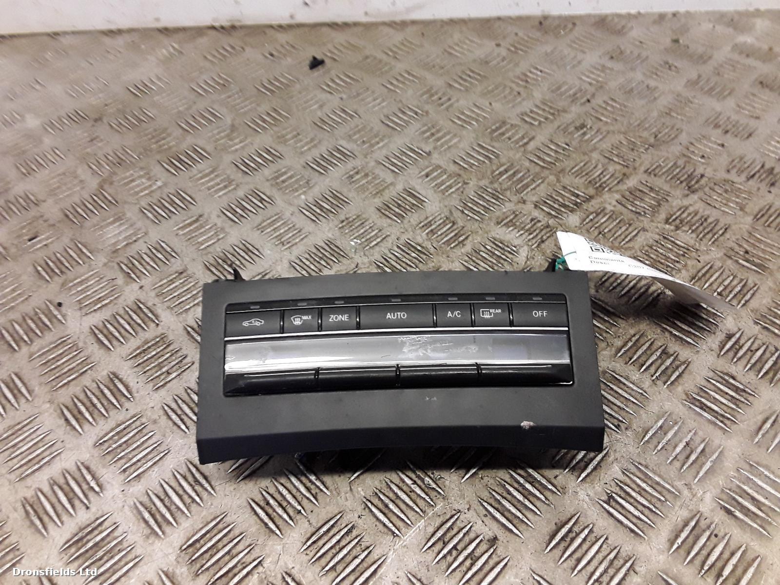 View Auto part Heater/AC Controller Mercedes E Class 2009