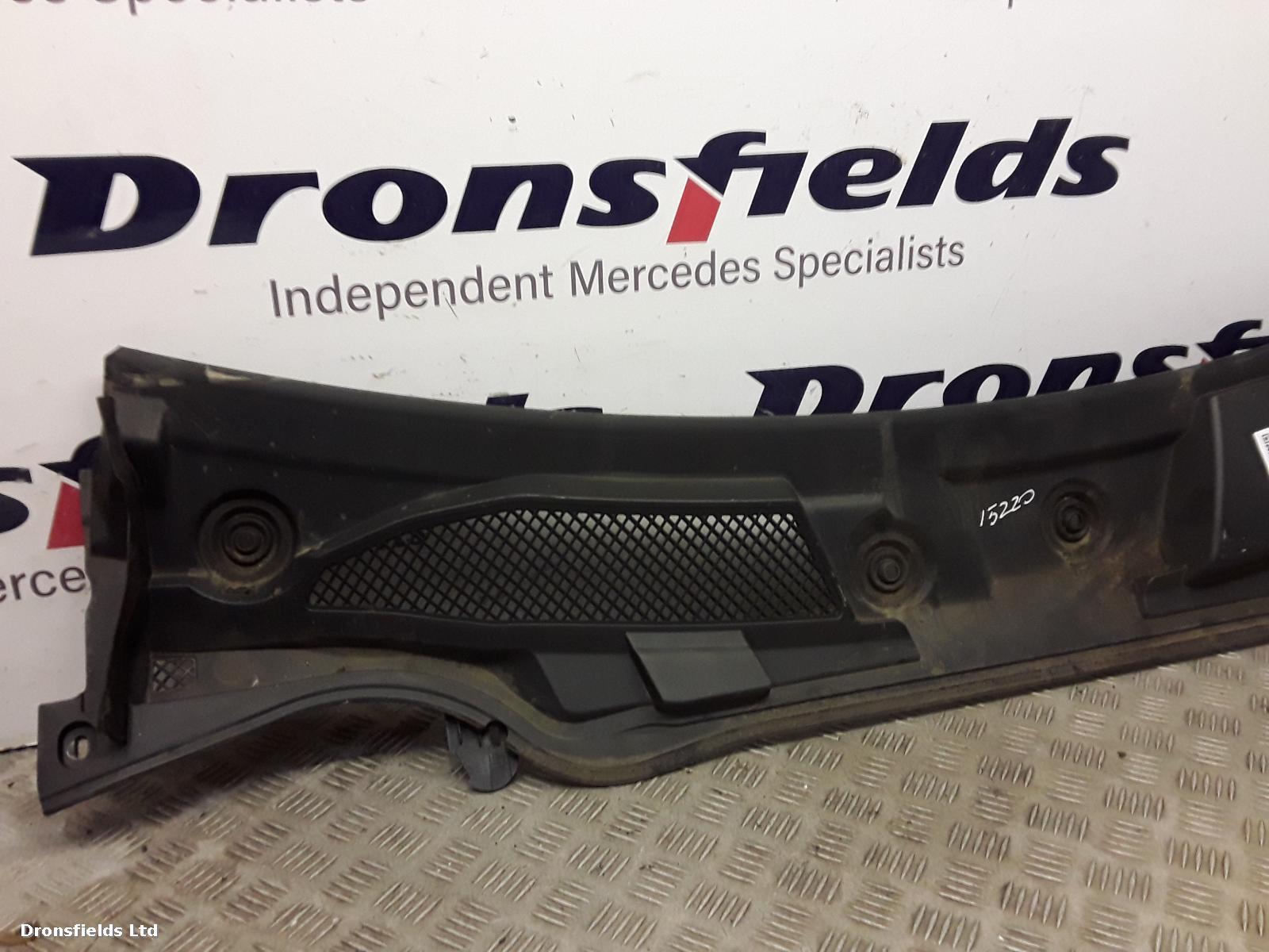 View Auto part FRONT AIR GUIDE Mercedes Gla Class 2020