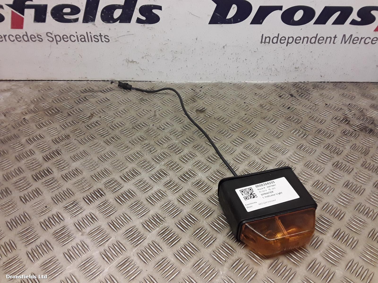 View Auto part L Indicator Light Mercedes Sprinter 2012