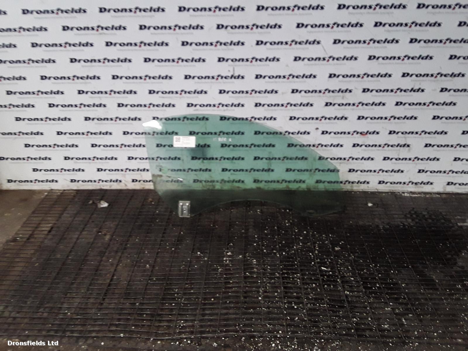 View Auto part RF Door Window Mercedes Slk 2007