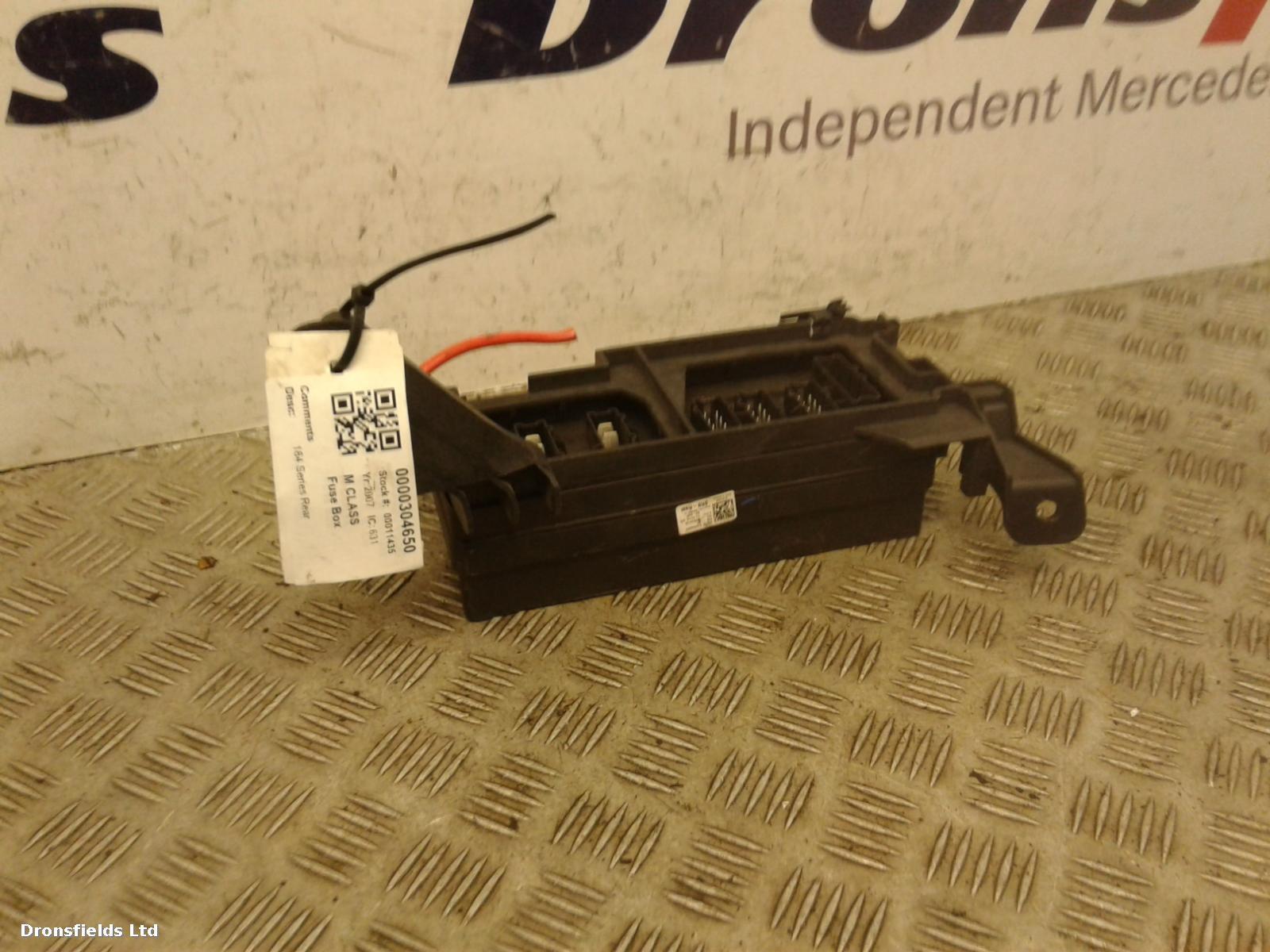 View Auto part Fuse Box Mercedes M Class 2007