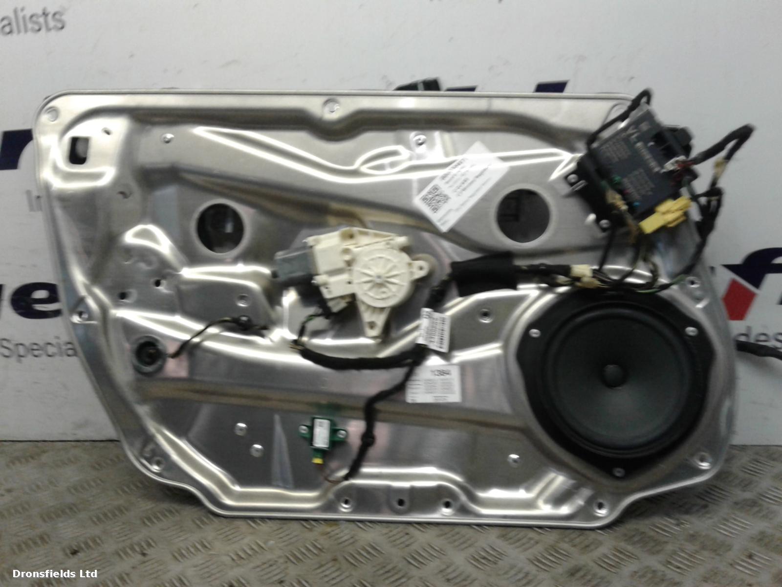 View Auto part LF Window Regulator Mercedes C Class 2010