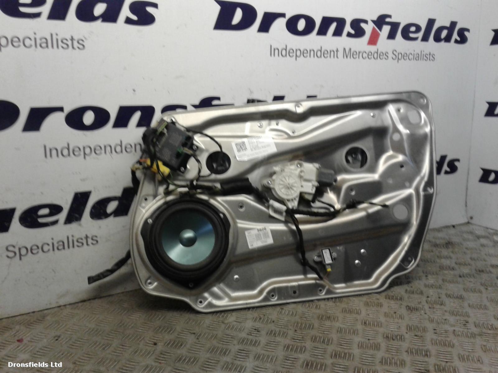 View Auto part RF Window Regulator Mercedes C Class 2011