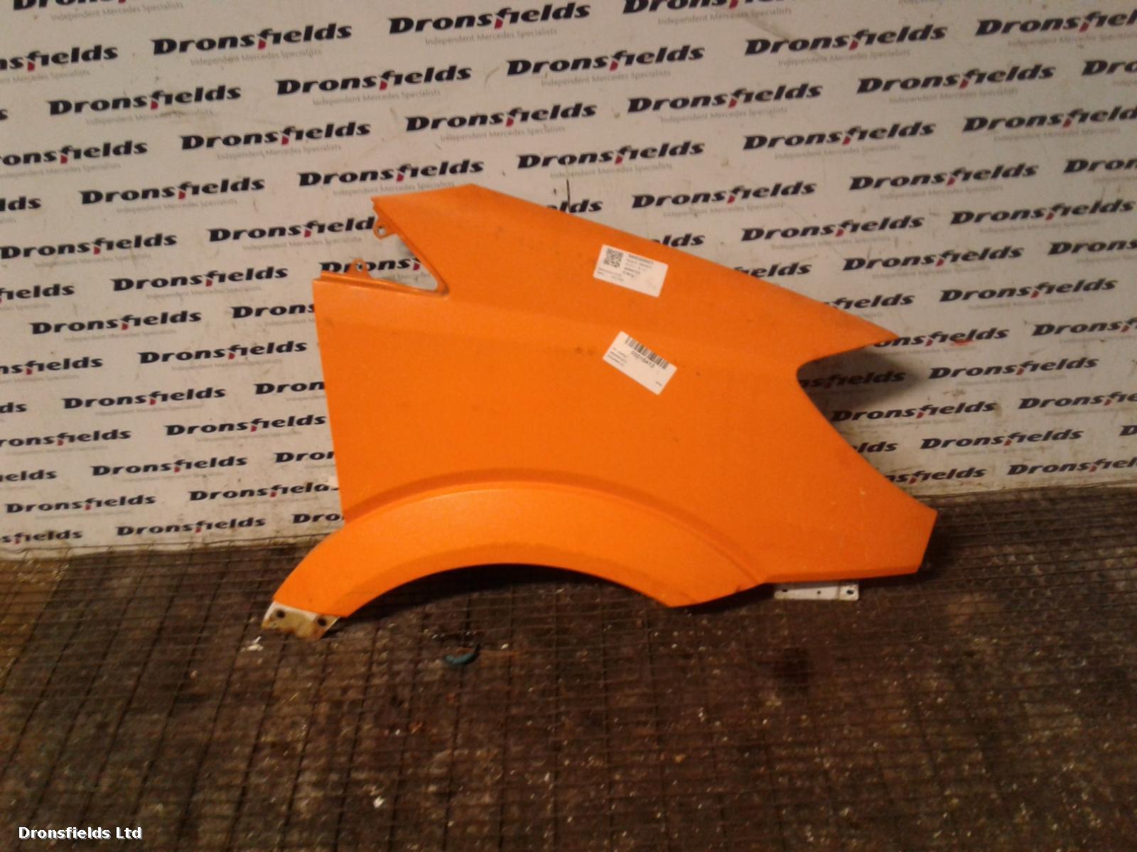 View Auto part R Wing Mercedes Sprinter 2012