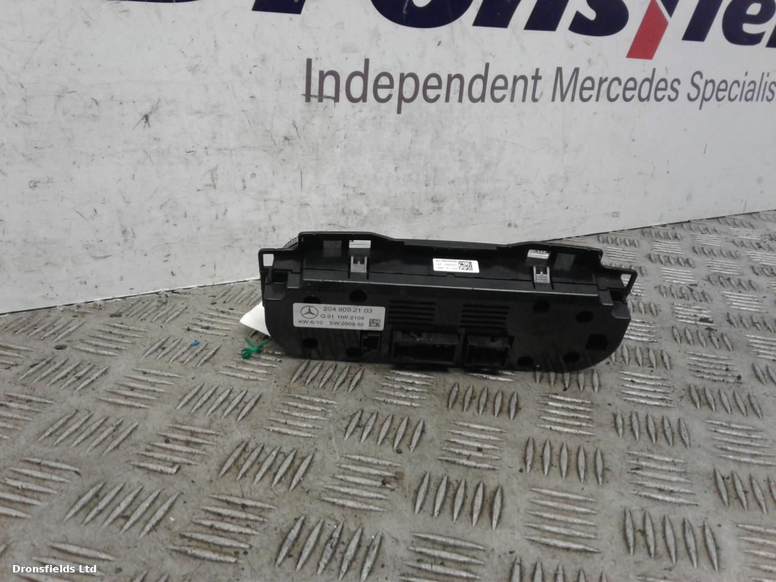 View Auto part Heater/AC Controller Mercedes C Class 2010