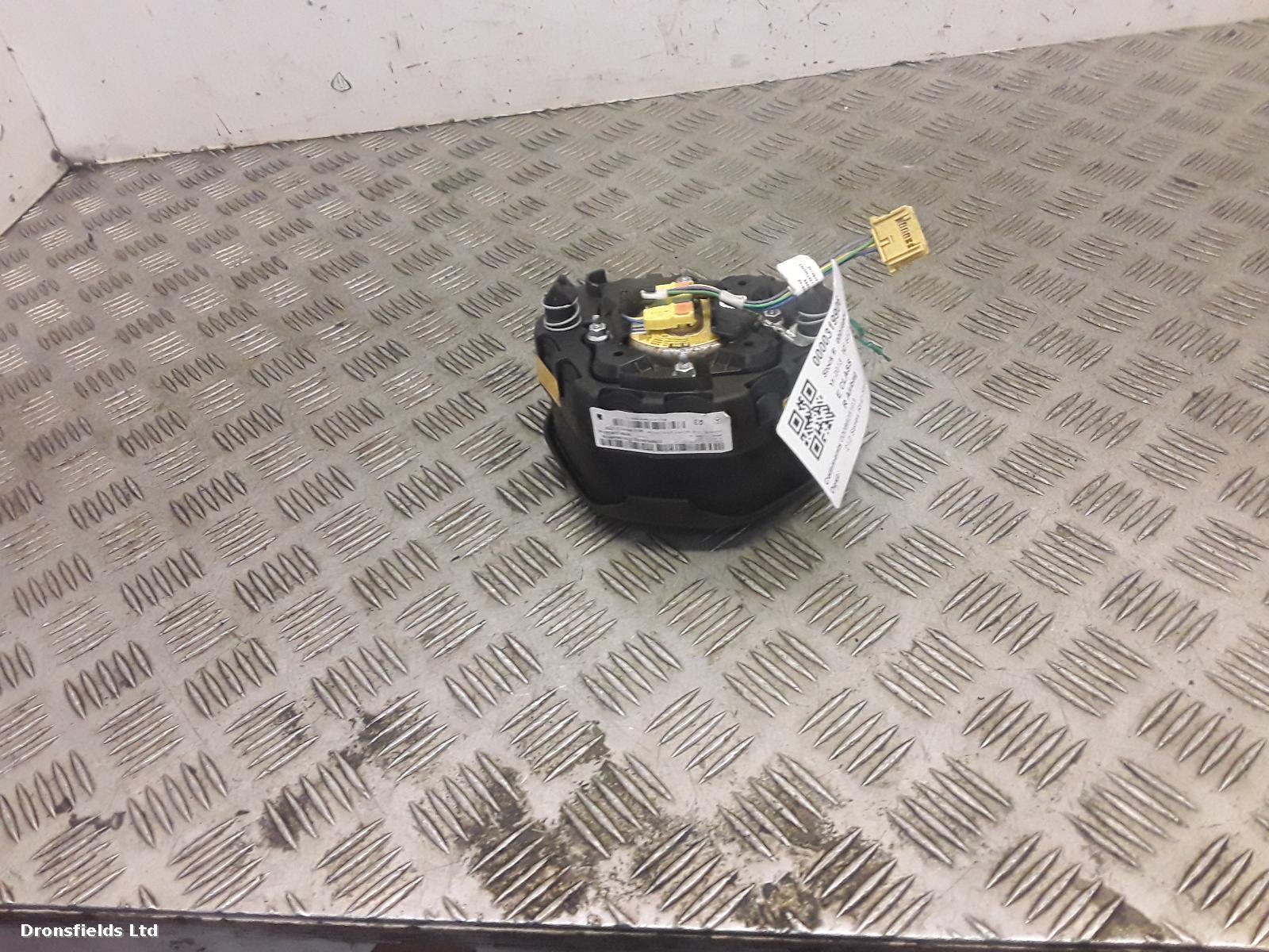 View Auto part R Air Bag Mercedes E Class 2013