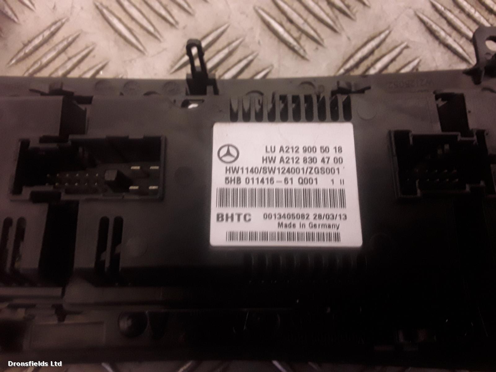 View Auto part Heater/AC Controller Mercedes E Class 2013
