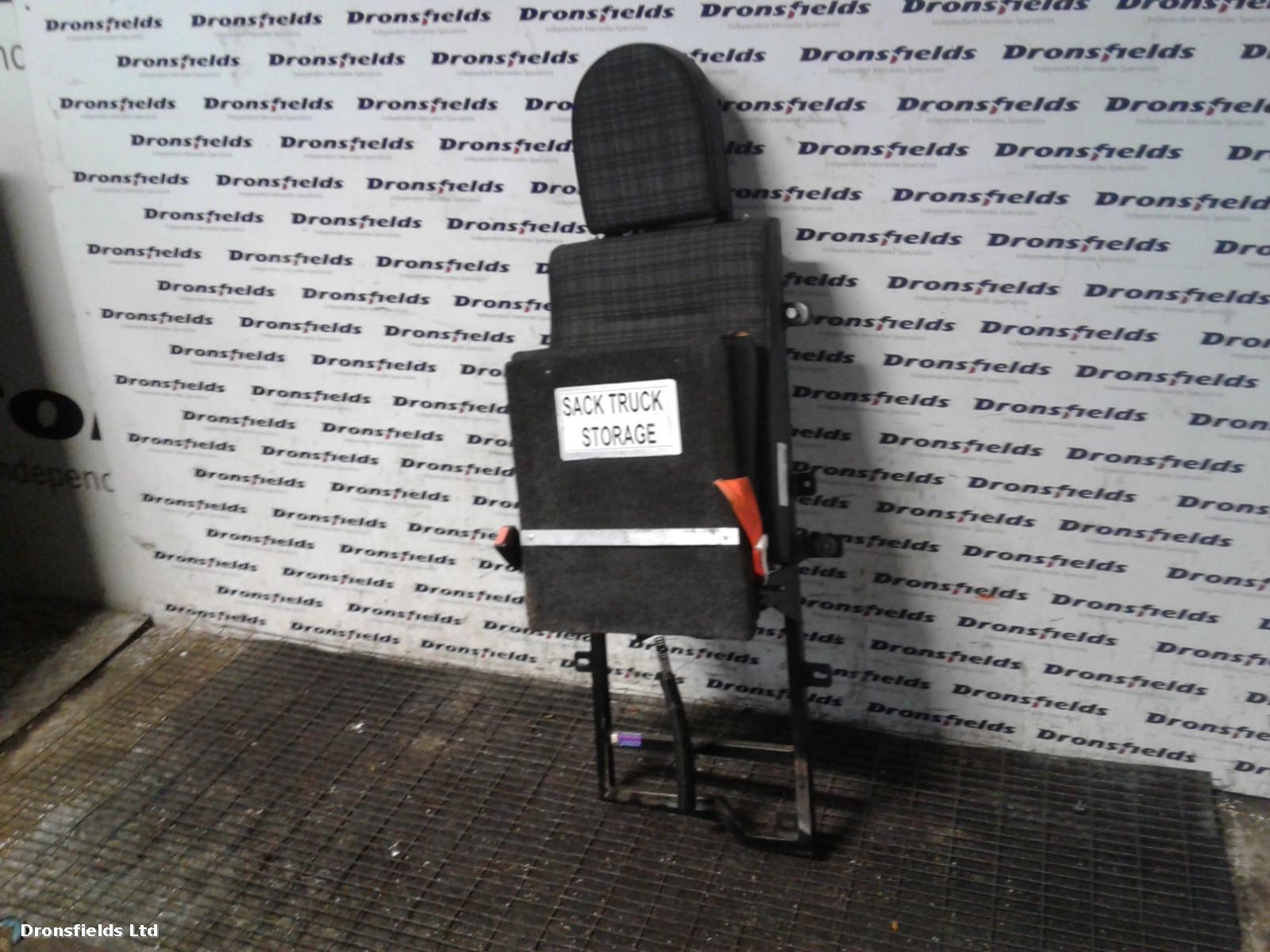 View Auto part Front Seat Mercedes Sprinter 2014