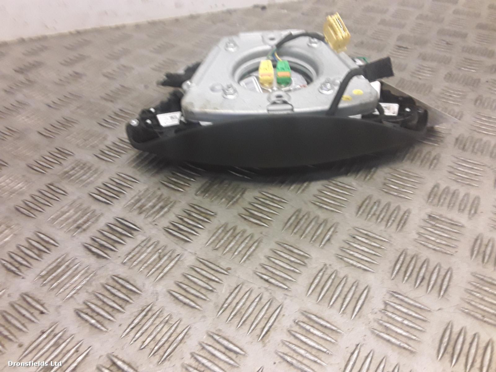 View Auto part R Air Bag Mercedes E Class 2010