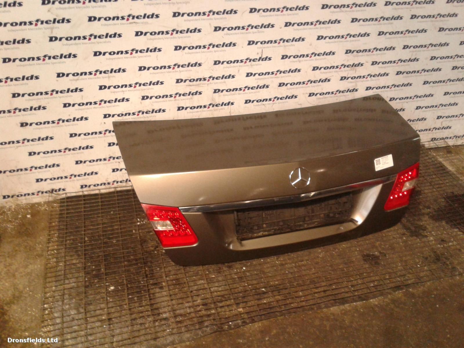 View Auto part Bootlid/Tailgate Mercedes E Class 2011
