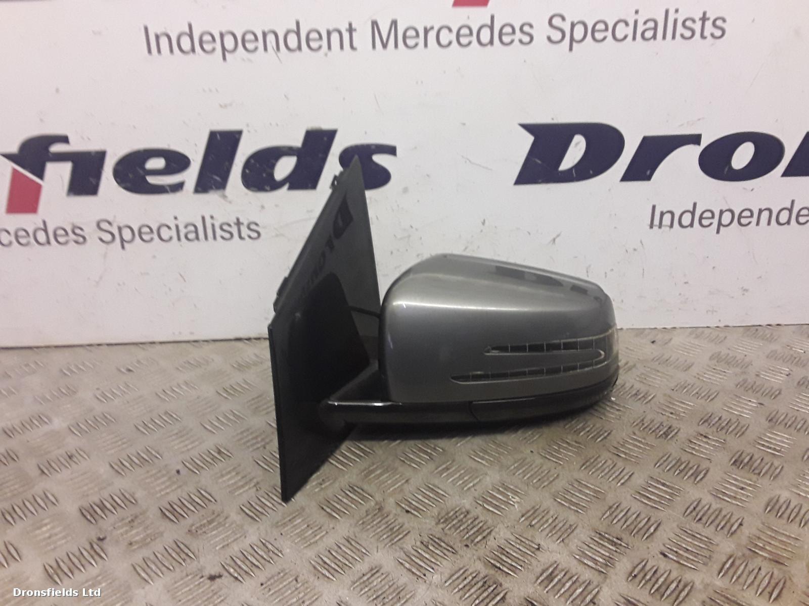 View Auto part L Door Mirror Mercedes B Class 2013