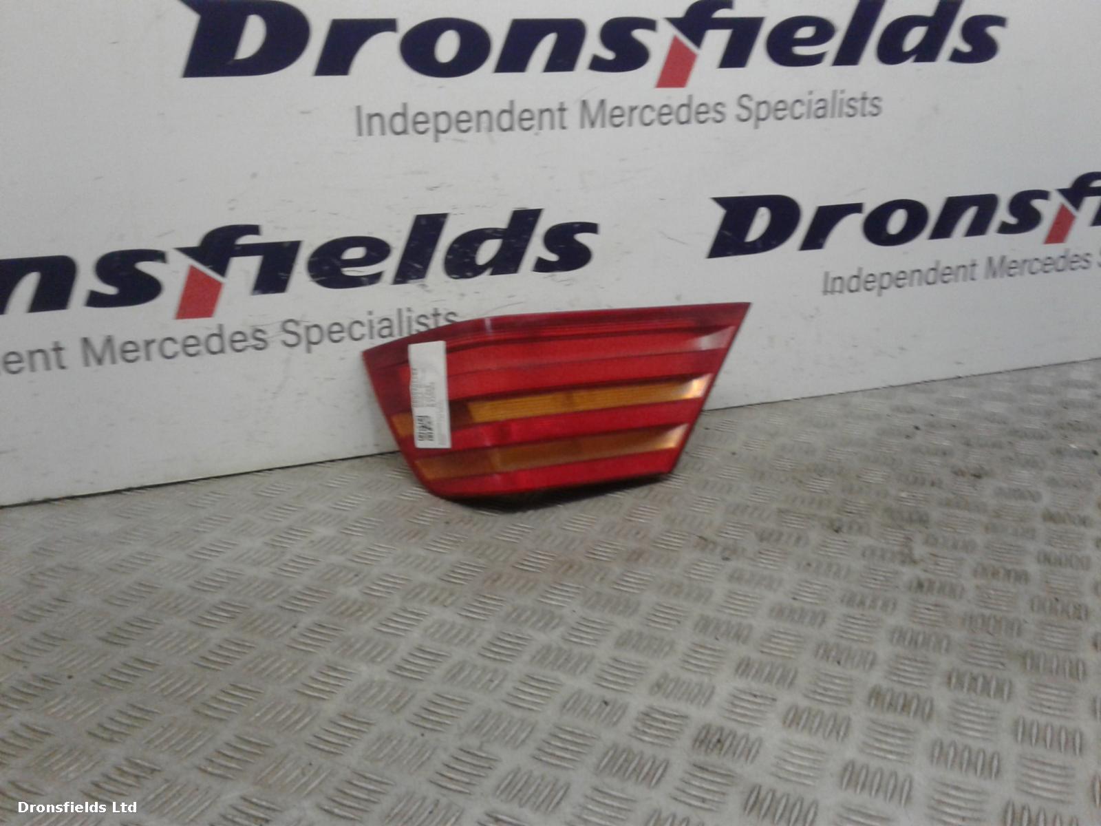 View Auto part R Taillight Mercedes S Class 1995
