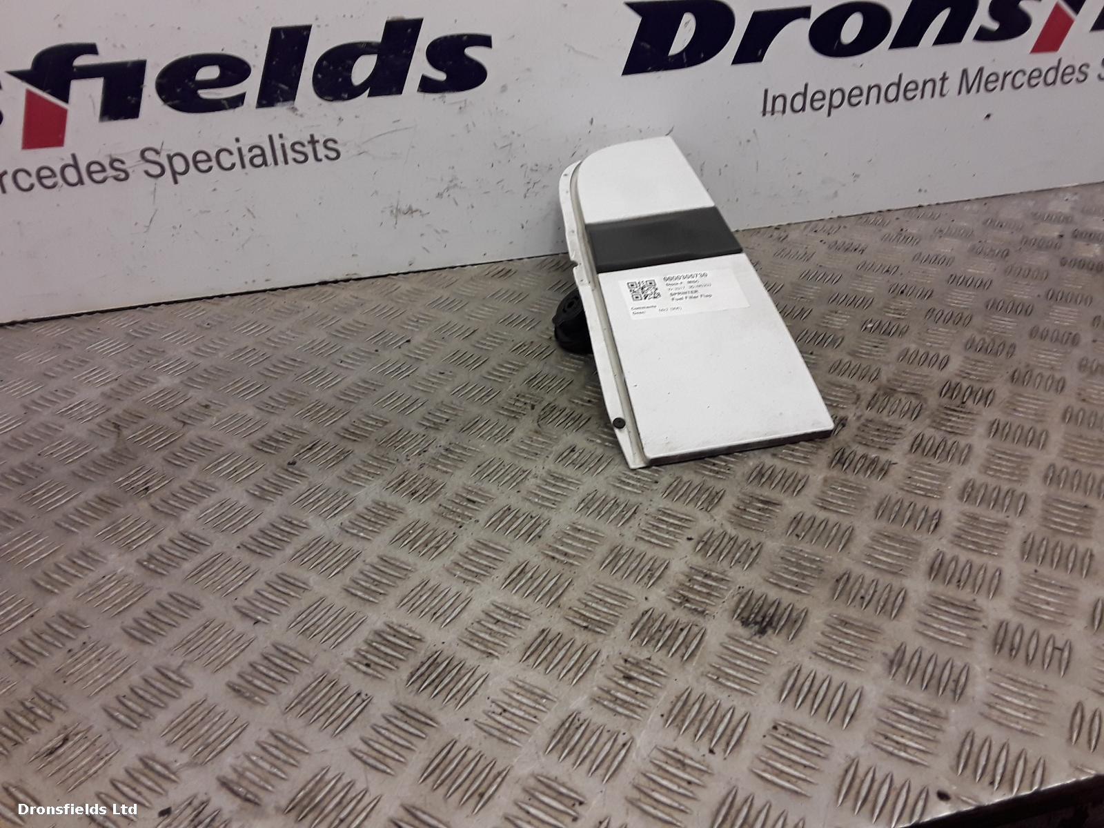 View Auto part Fuel Filler Flap Mercedes Sprinter 2017