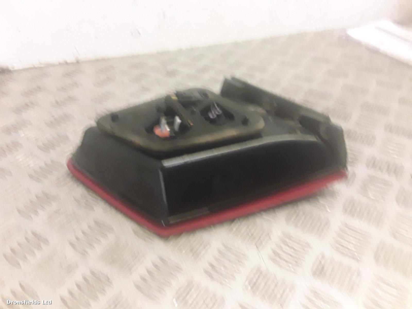 View Auto part R Taillight Mercedes E Class 2010