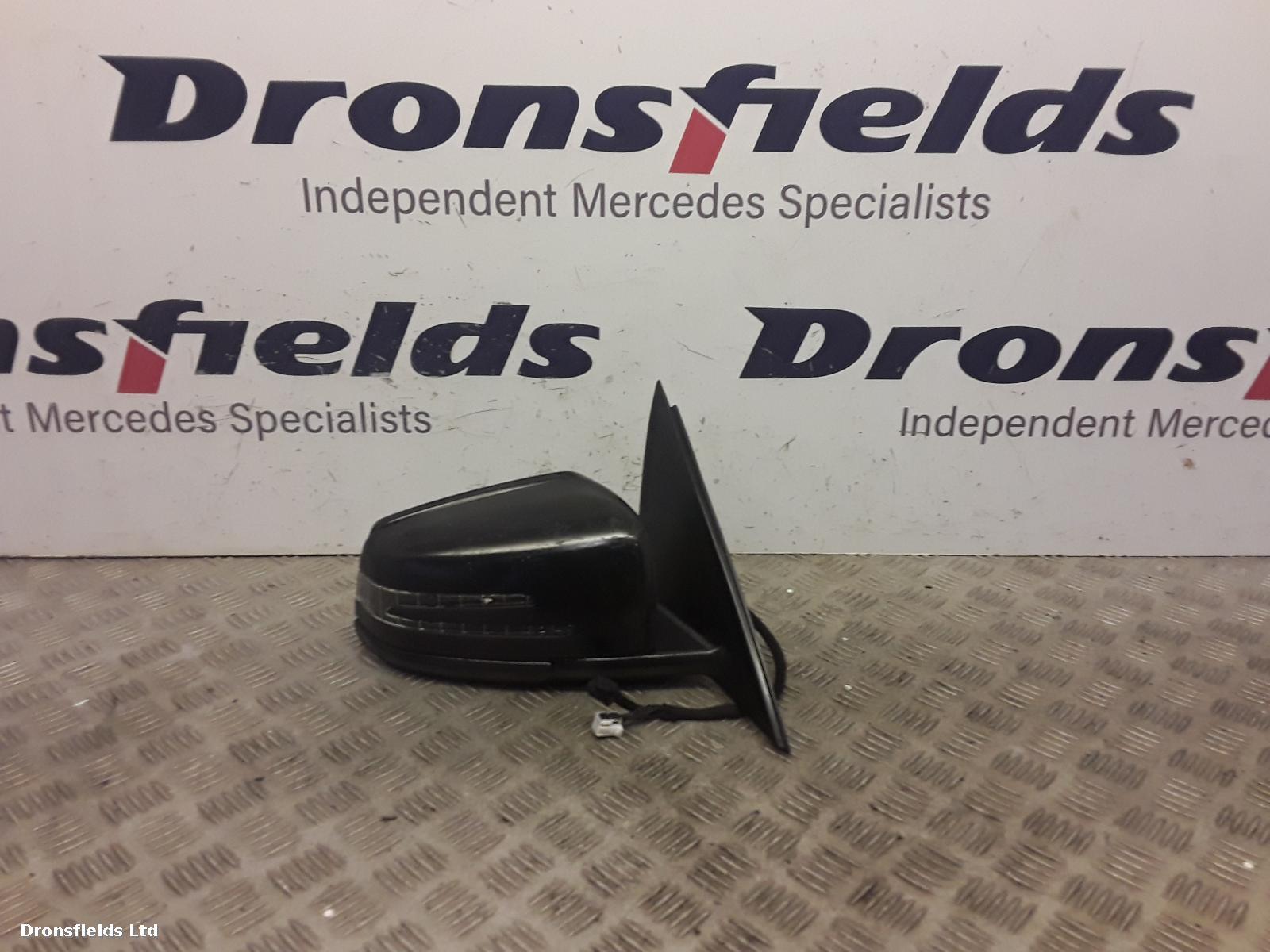 View Auto part R Door Mirror Mercedes C Class 2010