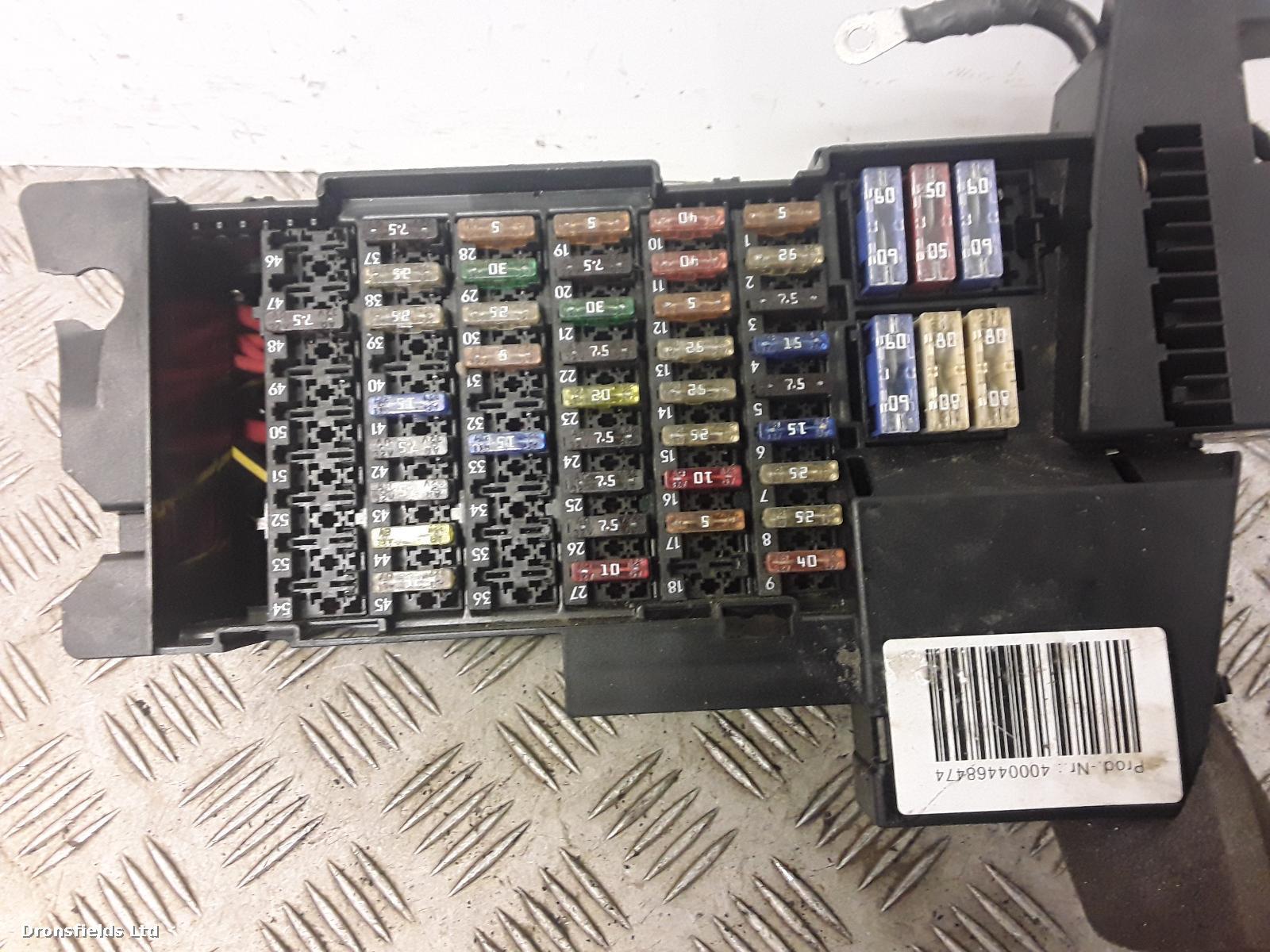 View Auto part Fuse Box Mercedes A Class 2010