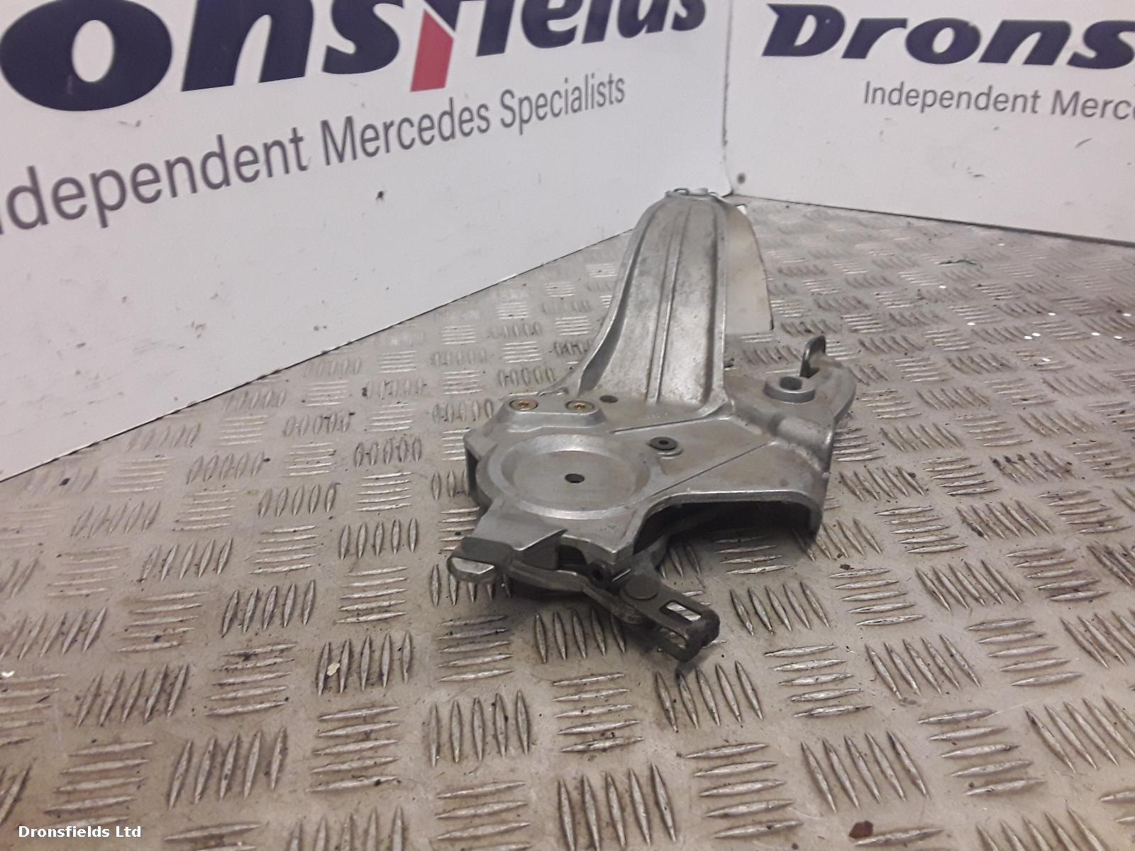View Auto part Handbrake Lever/Button/Assembly Mercedes S Class 2001