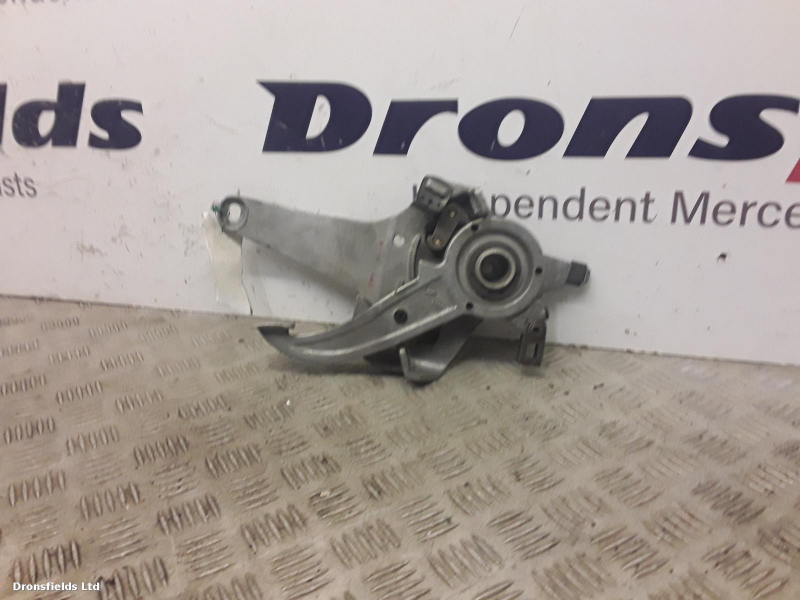 View Auto part Handbrake Lever/Button/Assembly Mercedes S Class 2001