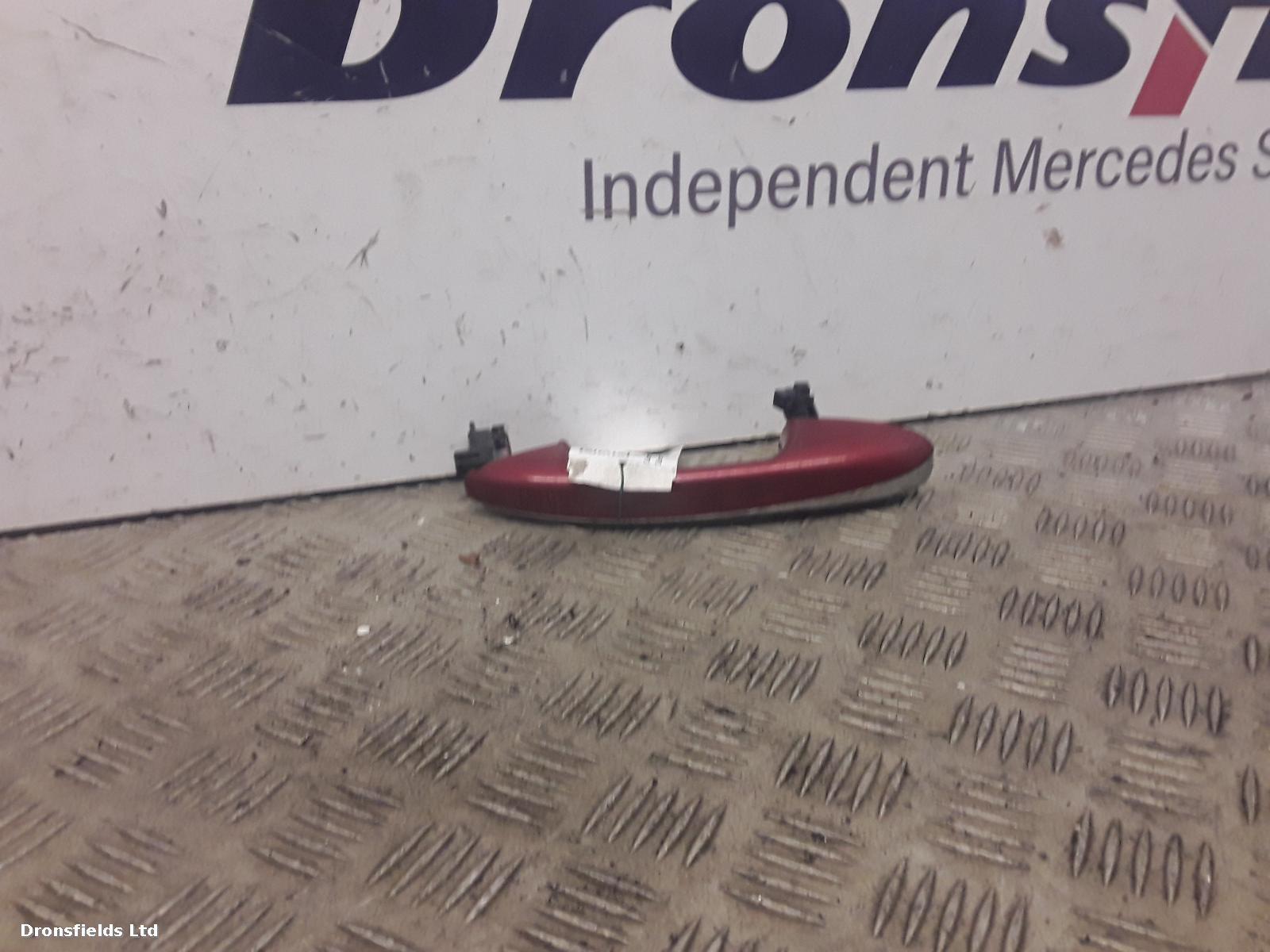 View Auto part Door Handle Mercedes C Class 2017