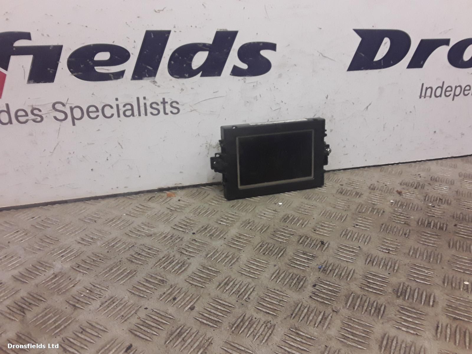 View Auto part Radio Display Mercedes C Class 2013