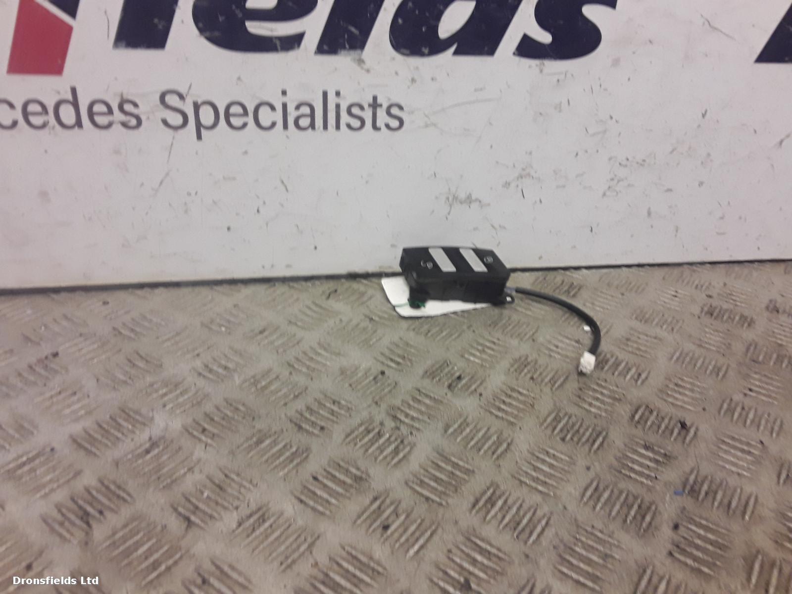 View Auto part Misc Switch Mercedes S Class 2007