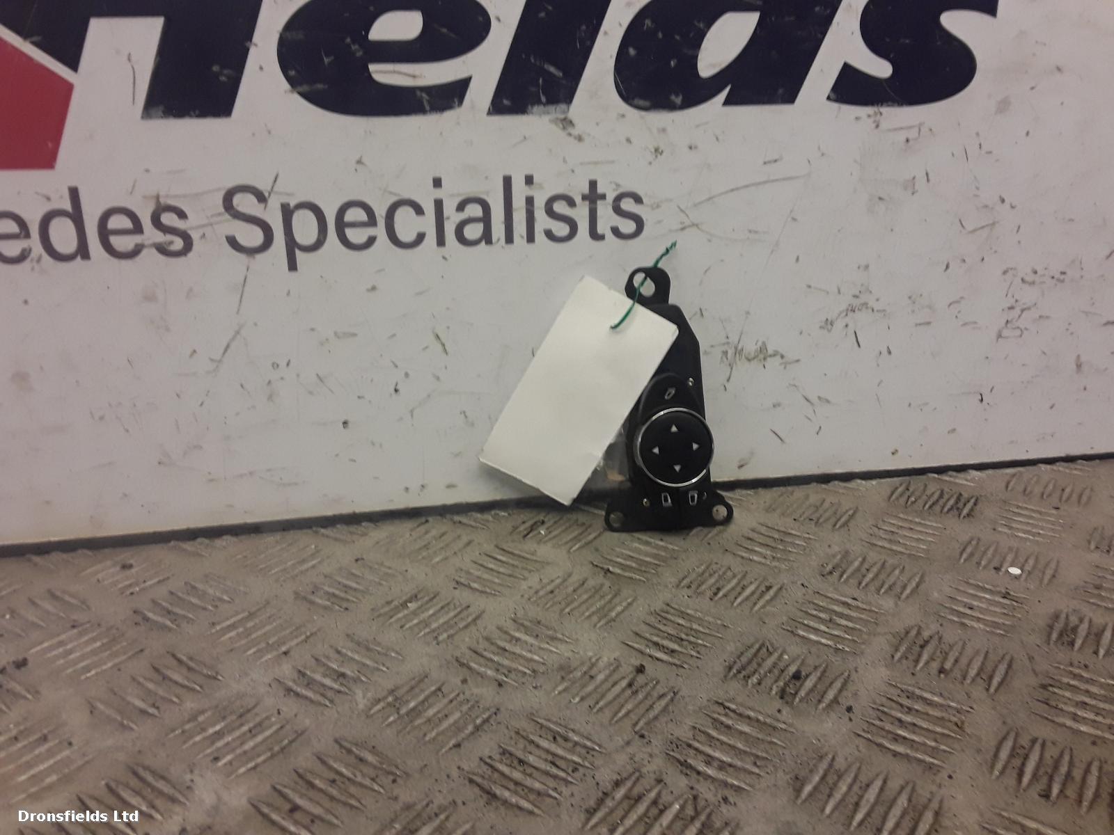 View Auto part Misc Switch Mercedes E Class 2006