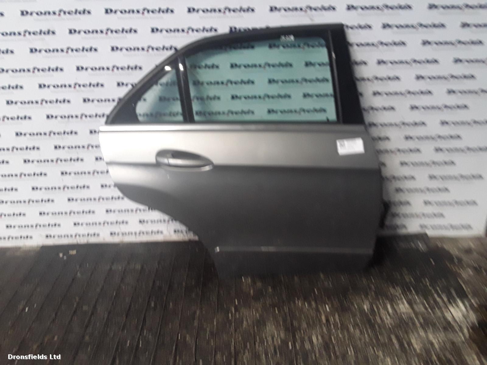 View Auto part R Rear Door Mercedes E Class 2010