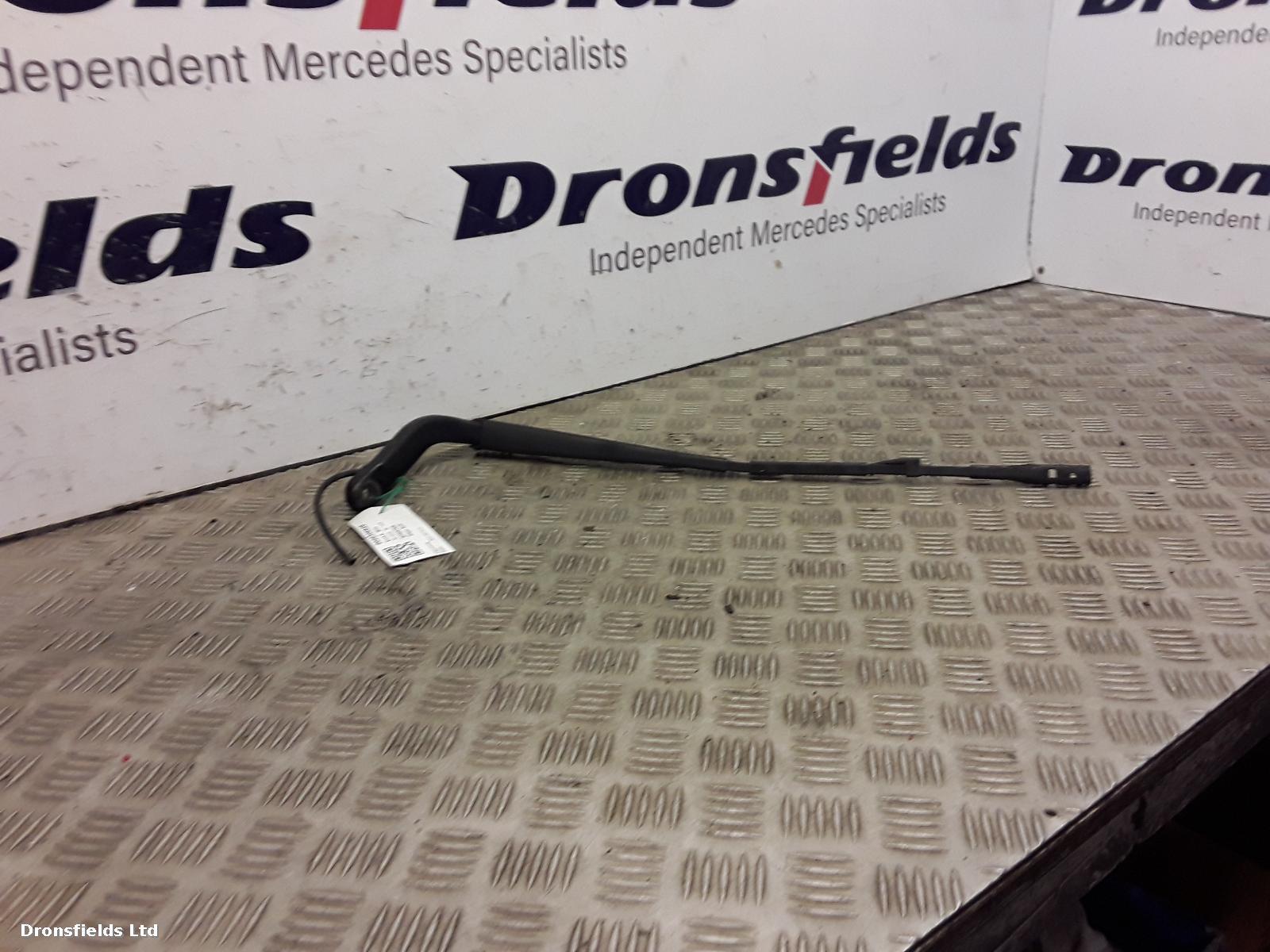 View Auto part Wiper Arm Mercedes Sprinter 2020