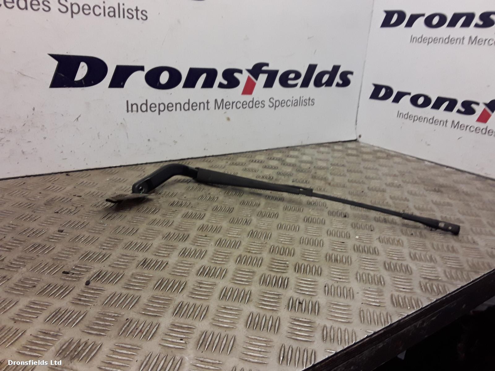 View Auto part Wiper Arm Mercedes Sprinter 2020