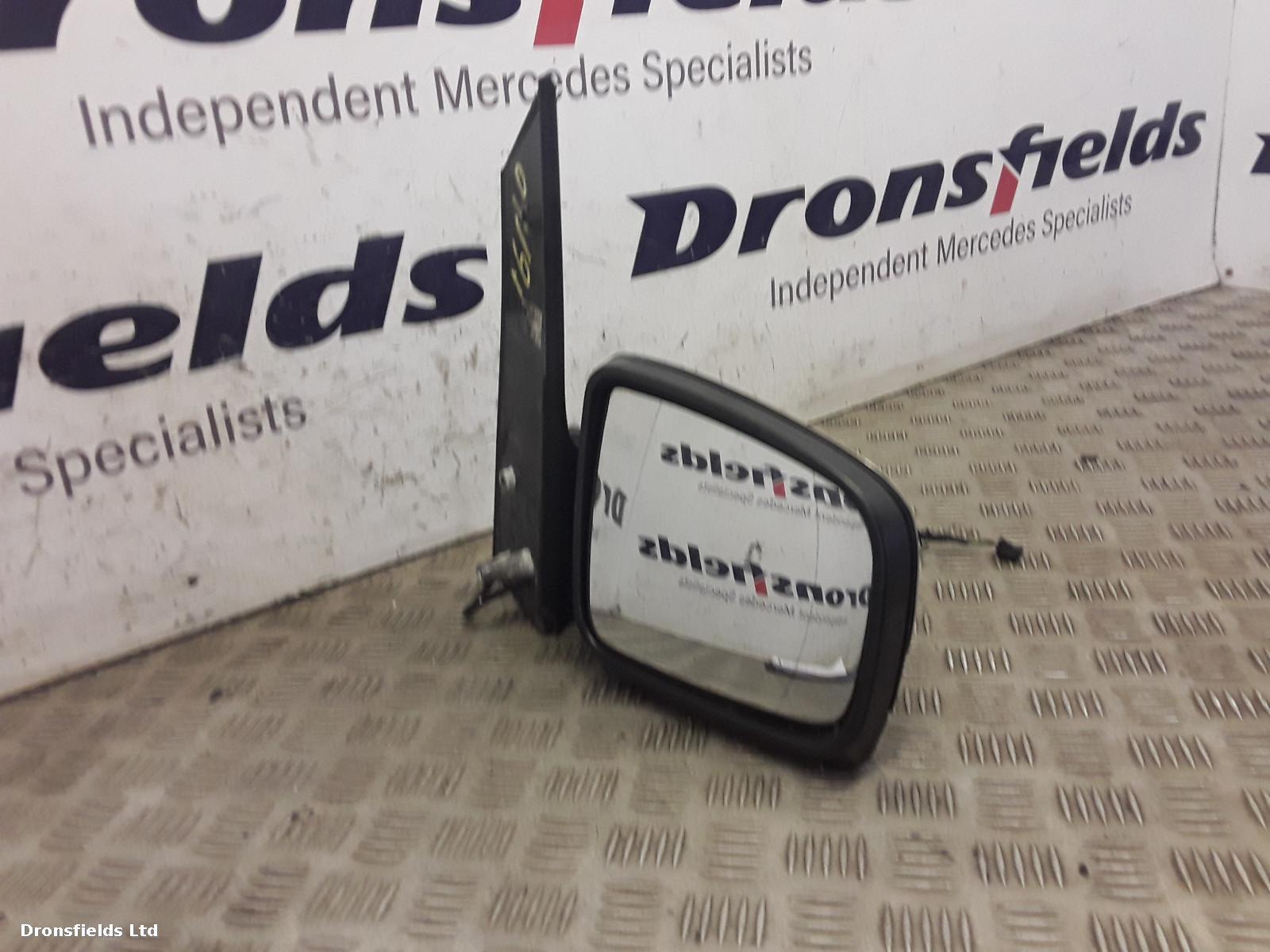 View Auto part R Door Mirror Mercedes Vito 2011