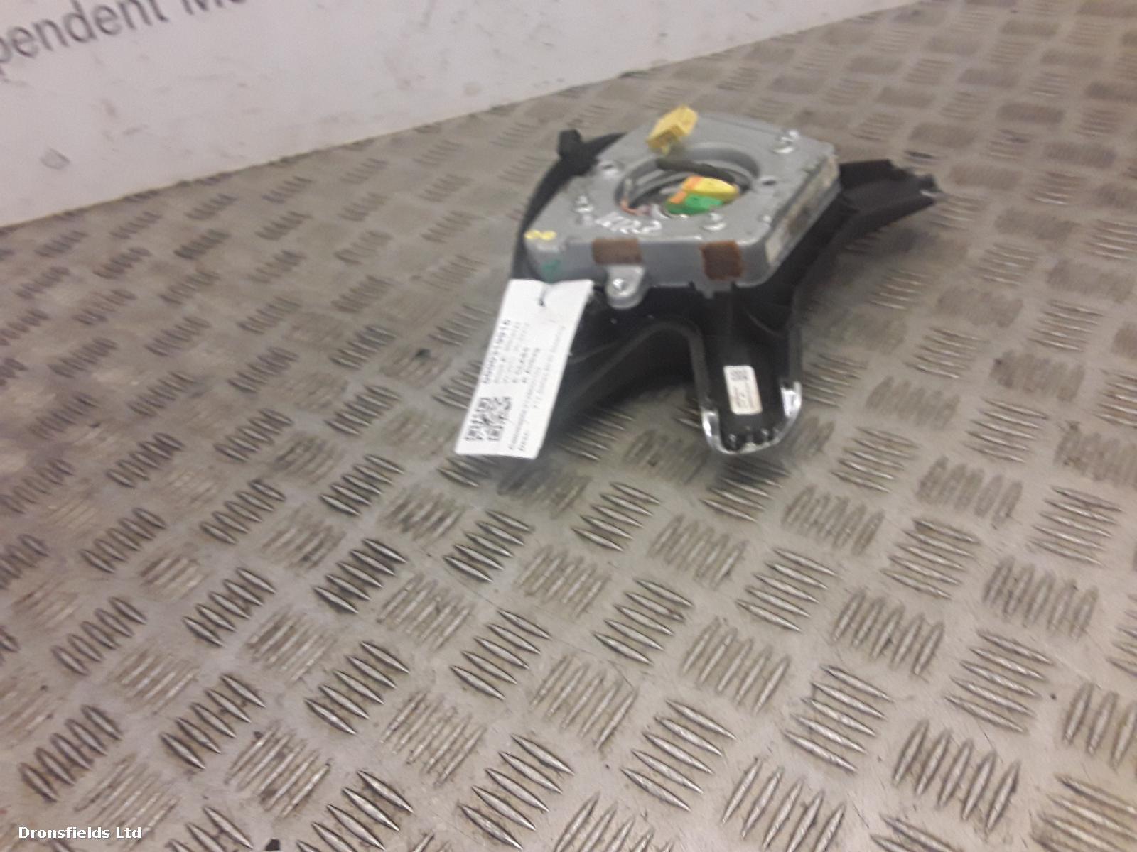 View Auto part R Air Bag Mercedes E Class 2010